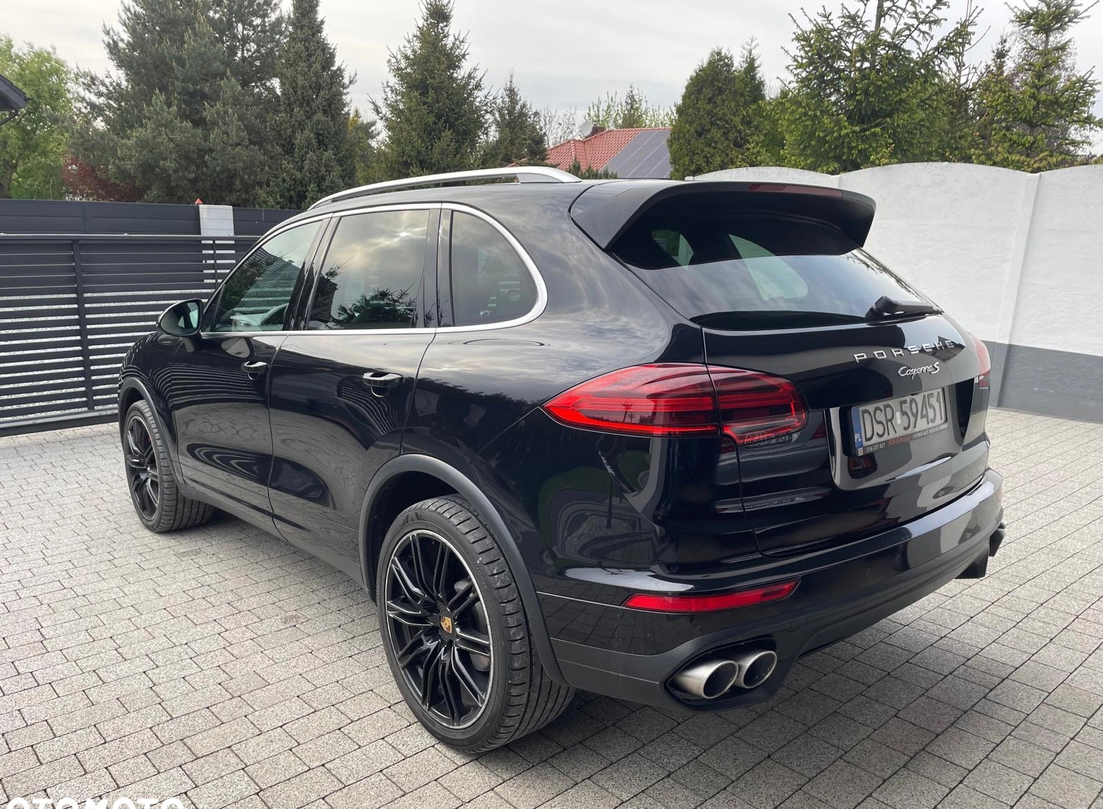 Porsche Cayenne cena 181500 przebieg: 258000, rok produkcji 2015 z Wrocław małe 121